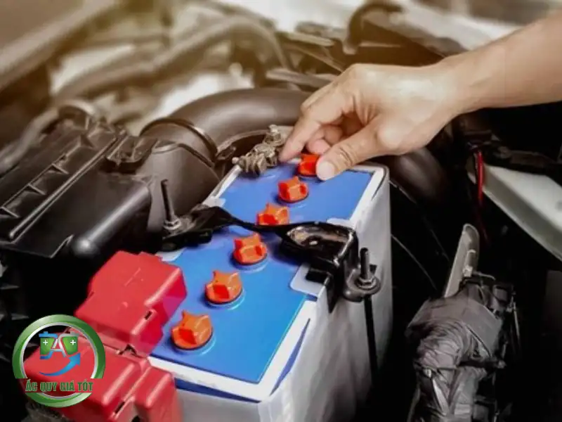 Dấu hiệu nhận biết ắc quy Corolla Altis 2015 cần thay thế