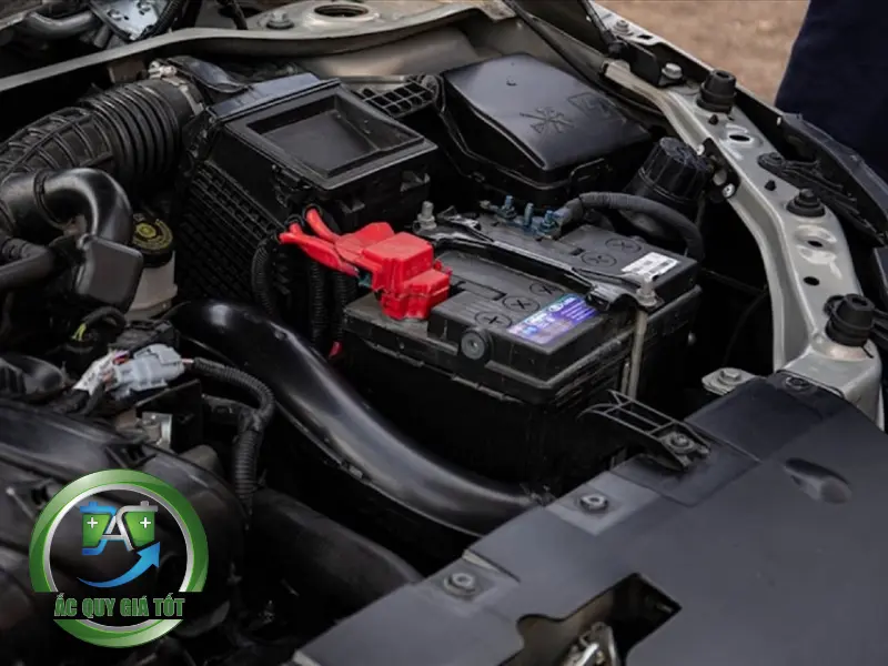 Quy trình kiểm tra và thay thế ắc quy xe ô tô Toyota Yaris 2017