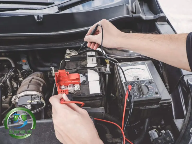 Tại sao cần thay ắc quy ô tô chính hãng và đúng kỹ thuật?