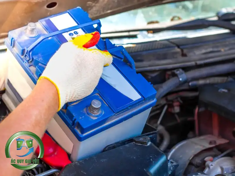 Những ưu điểm và nhược điểm của dòng bình điện khô