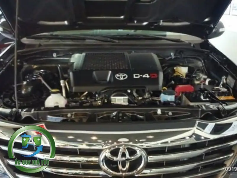 Dấu hiệu nhận biết ắc quy Toyota Fortuner 2016 cần thay thế