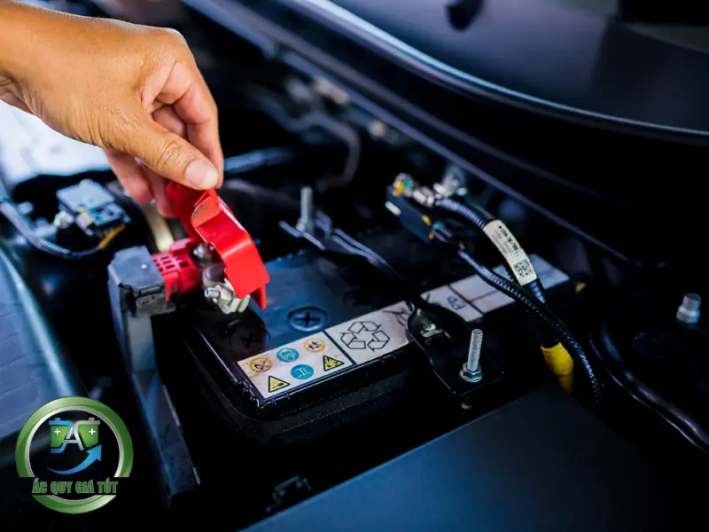 Ưu điểm vượt trội và hạn chế của dòng ắc quy miễn bảo dưỡng