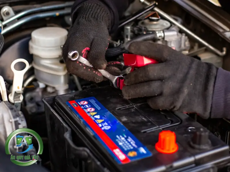 Bí quyết kéo dài tuổi thọ bình ắc quy ô tô hiệu quả