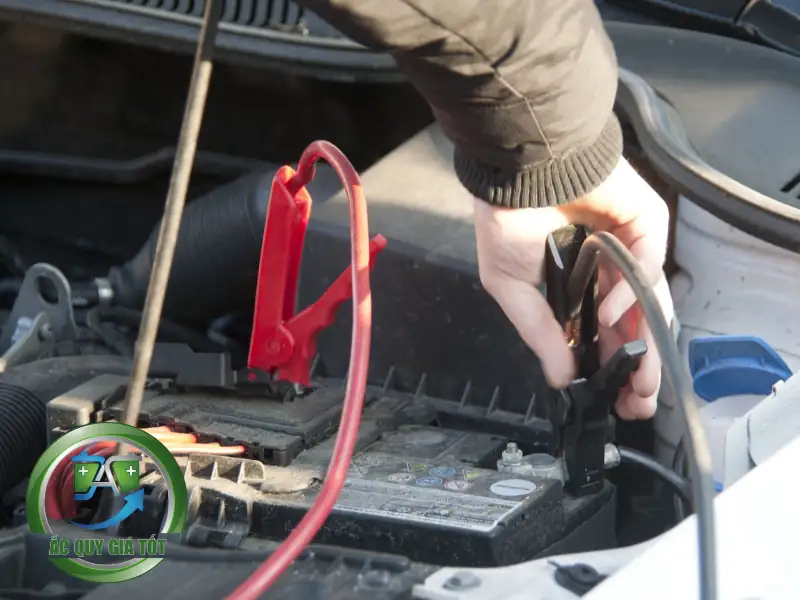 Dấu hiệu nhận biết bình ắc quy cần thay thế