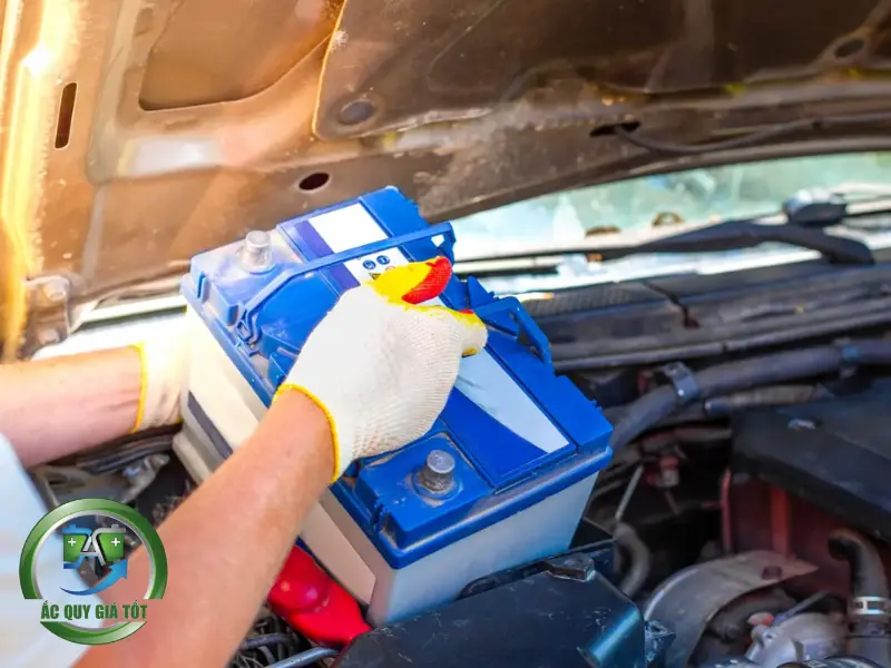 Bảng giá thay ắc quy ô tô Phường Hoàng Liệt