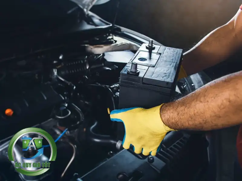 Mẹo bảo dưỡng ắc quy Innova E kéo dài tuổi thọ