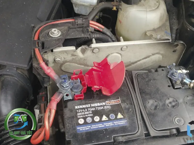 Nguyên nhân phổ biến khiến bình ắc quy nhanh hết nước