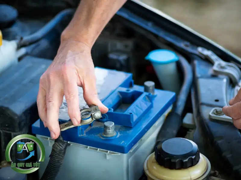 Dịch vụ thay ắc quy ô tô Phường Tây Mỗ của Ắc Quy Giá Tốt