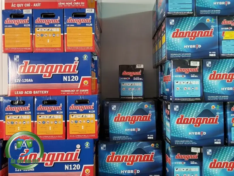 Cách phân biệt ắc quy thật và giả