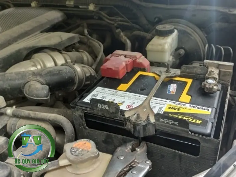 Địa chỉ mua ắc quy ô tô Toyota Camry 2.0 chính hãng, giá tốt