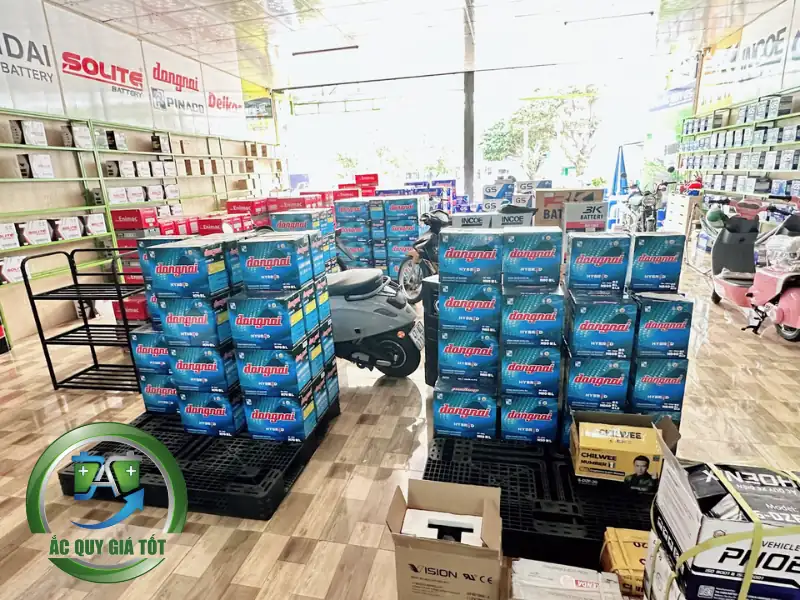 Hướng dẫn chọn mua ắc quy xe khách phù hợp và tiết kiệm