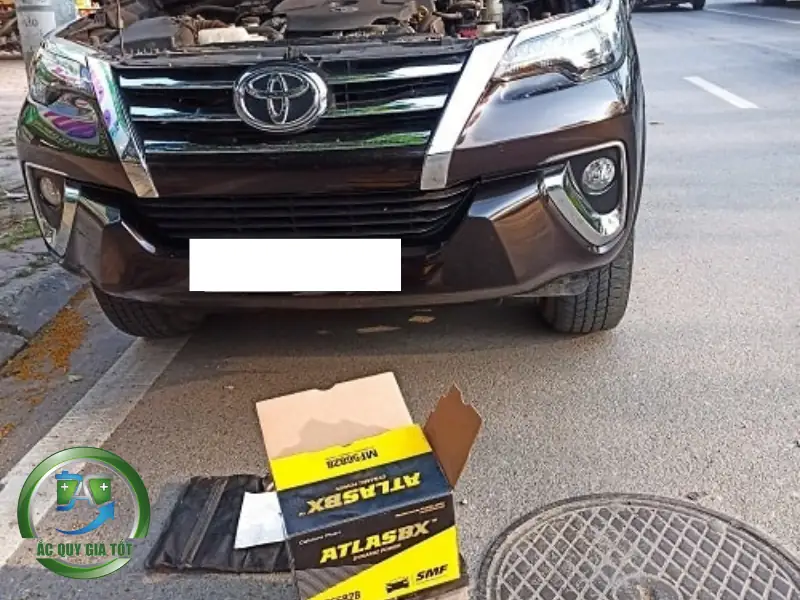 Khi nào cần thay ắc quy xe Corolla Cross 1.8V?