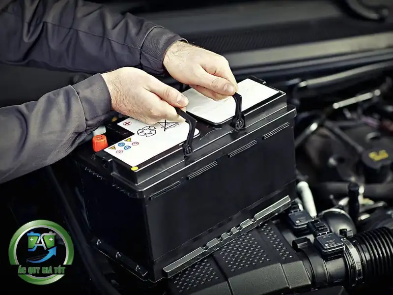 Giải pháp tối ưu để kéo dài tuổi thọ bình ắc quy khô 