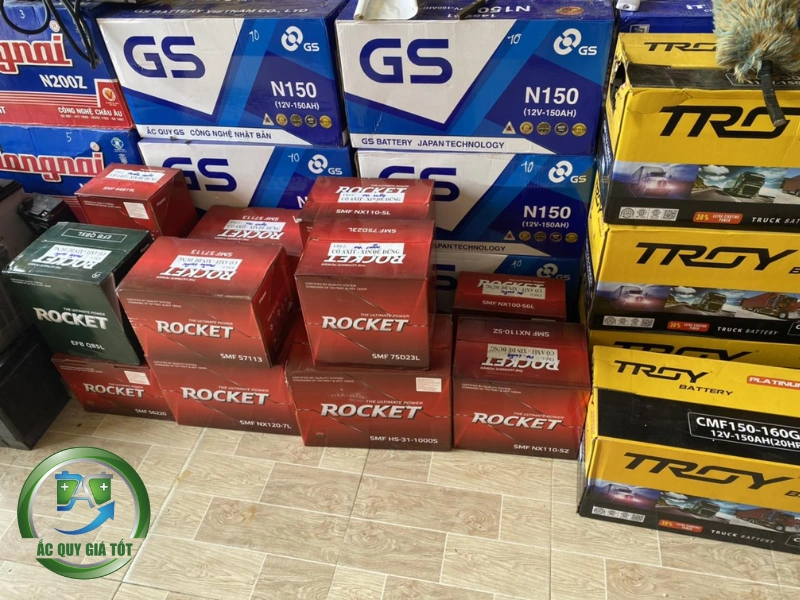 Nên mua ắc quy Rocket uy tín, giá tốt ở đâu?