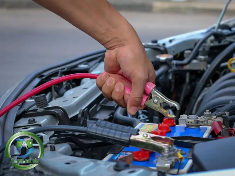 Cách xử lý và bảo trì ắc quy sau khi xe đã khởi động thành công