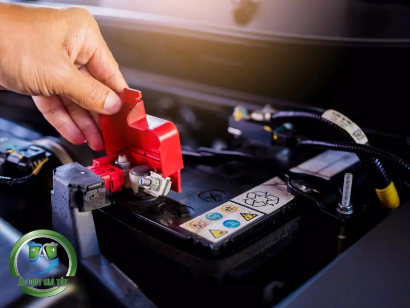 Hướng dẫn sạc và bảo quản ắc quy đúng cách Hướng dẫn sạc và bảo quản ắc quy đúng cách