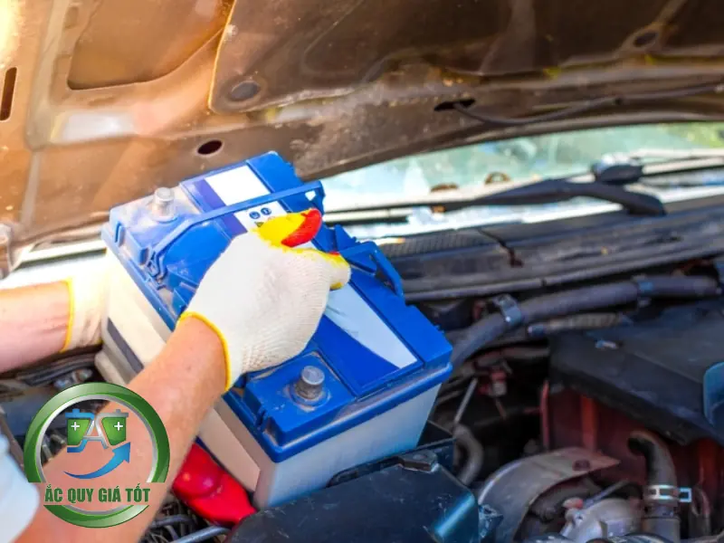 Địa chỉ mua ắc quy Toyota Camry 2.5 uy tín, chất lượng cao