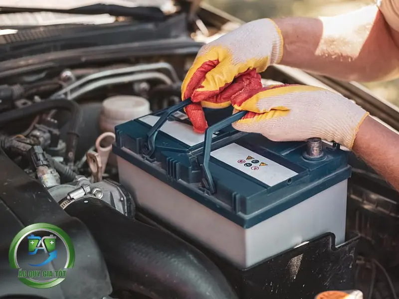 Quy trình thay ắc quy ô tô phường Vĩnh Tuy