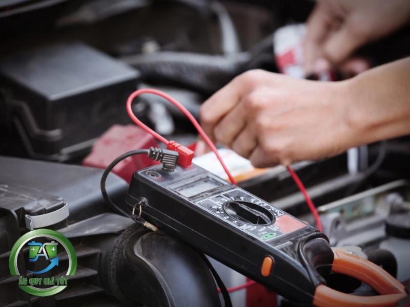 bình ắc quy bị nóng khi sạc