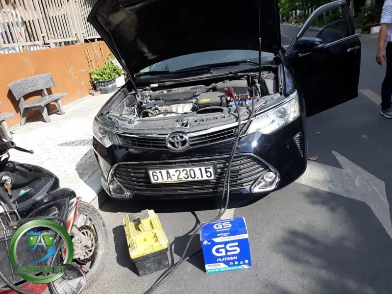 Ắc quy Toyota Corolla Cross 2023 sử dụng loại nào? Thông số kỹ thuật chi tiết