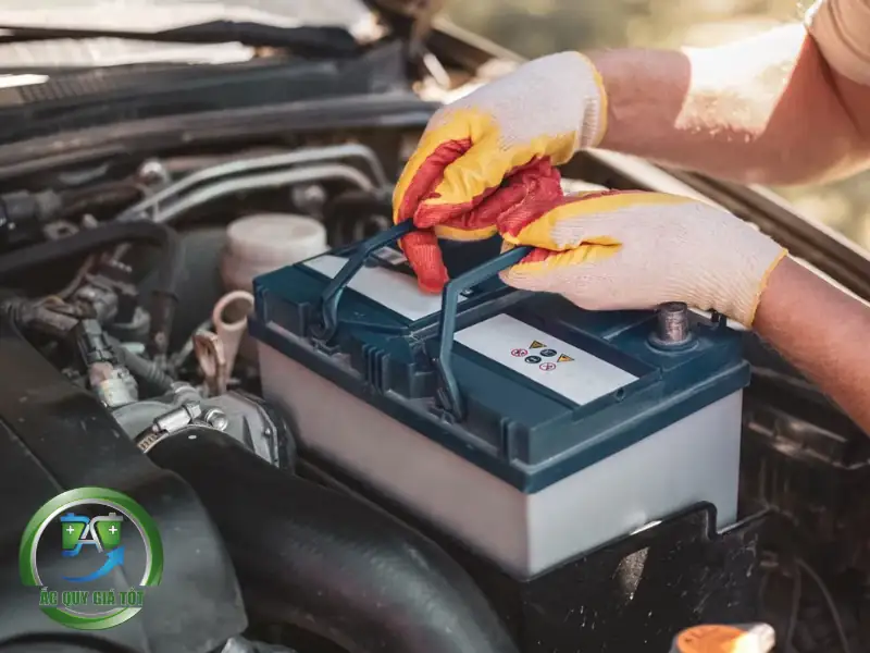 Cơ chế hoạt động dựa trên sự sắp xếp các thành phần cấu tạo